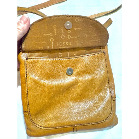 Fossil Leather Crossbody - Picture 9 of 10